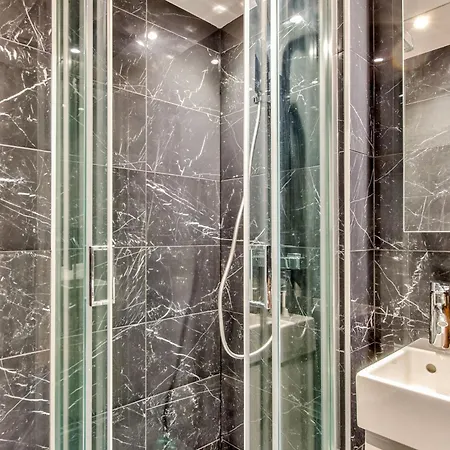 Urban Flat 104 - 4 Bedroom Flat Opera Διαμέρισμα Παρίσι