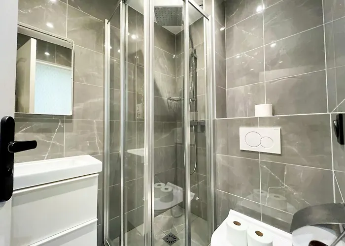 Urban Flat 104 - 4 Bedroom Flat Opera Apartment Paris