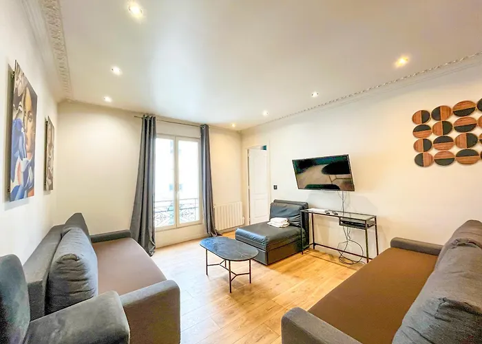 Urban Flat 104 - 4 Bedroom Flat Opera Apartment Paris